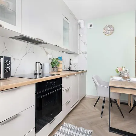 Stylowe Z Balkonem W Lublinie By Renters